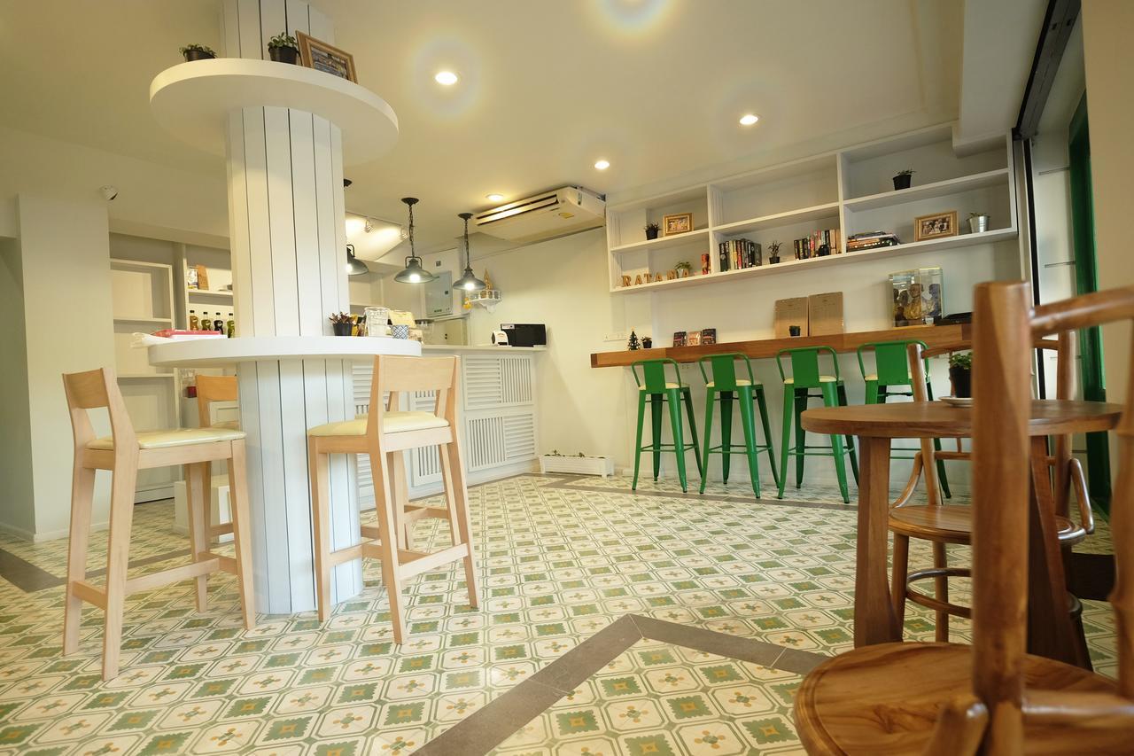 Ratana Boutique Hostel Bangkok Exterior foto