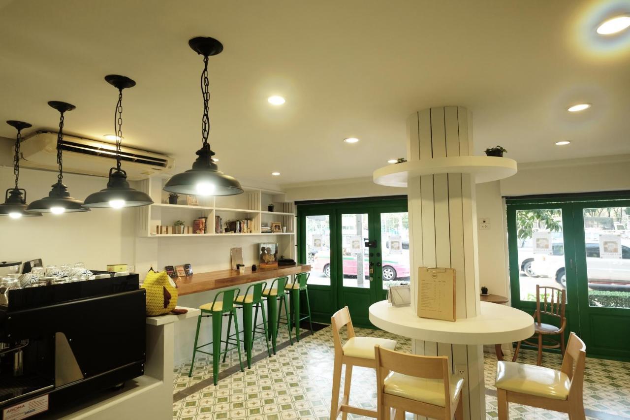 Ratana Boutique Hostel Bangkok Exterior foto