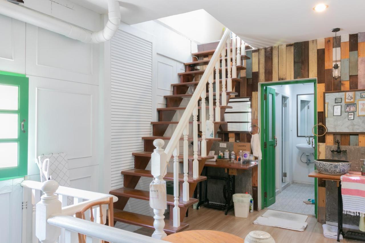 Ratana Boutique Hostel Bangkok Exterior foto